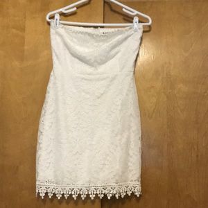Size 7 short strapless dress